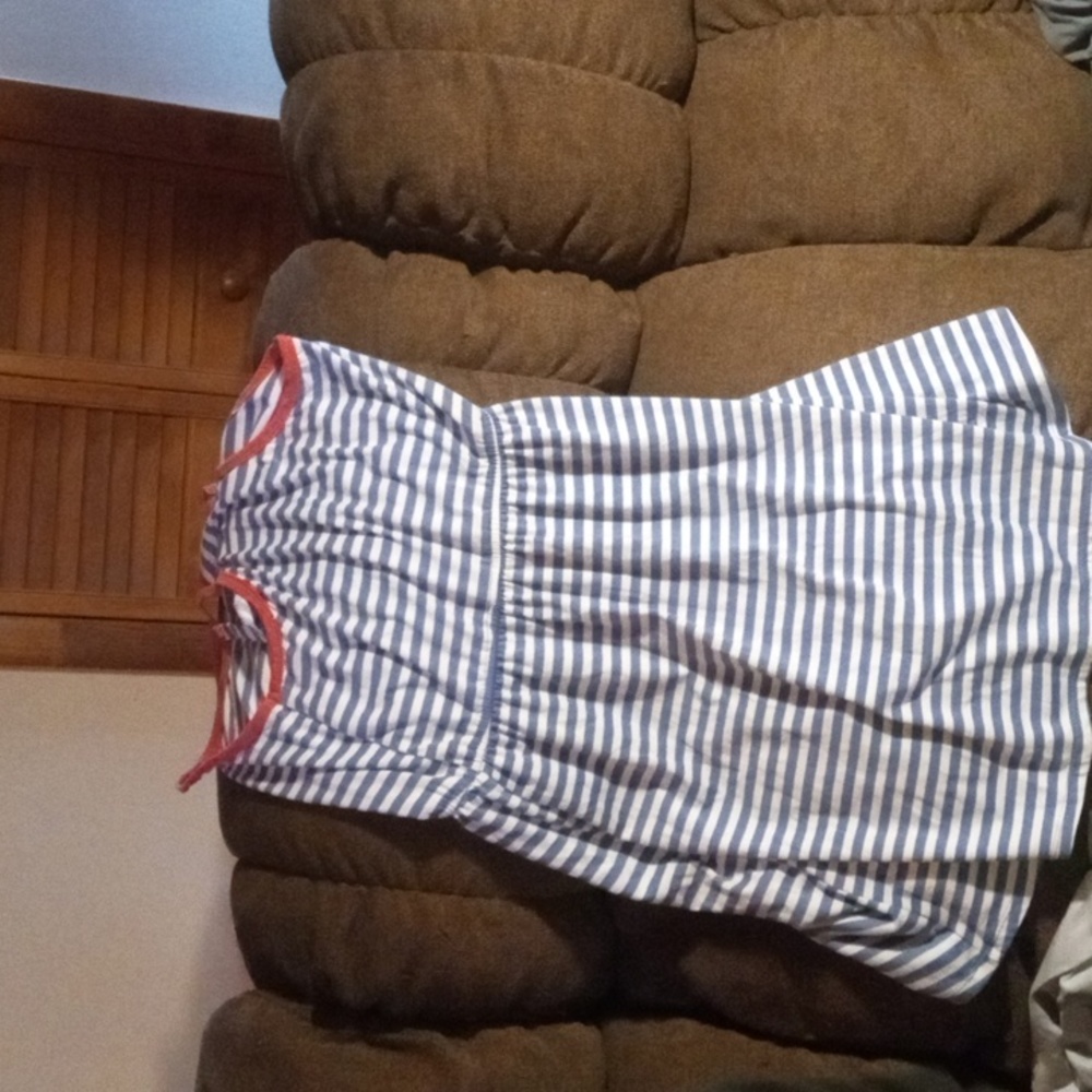 Drews - Picture 2 of 2